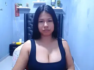 Letty_Plugxo  live sex cam