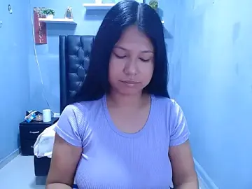 Letty_Plugxo  live sex cam