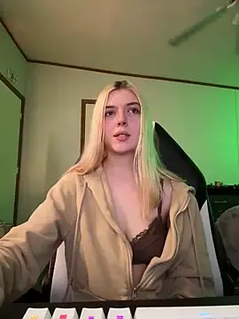 Rainsworld420  live sex cam