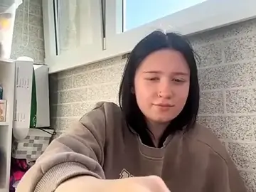ReneeBossi  live sex cam