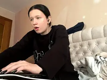 ReneeBossi  live sex cam
