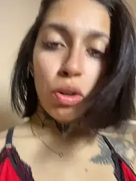 Zoecamilaok  live sex cam