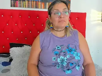 Carolinacrus01  live sex cam