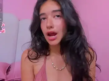 Ivy_petit  live sex cam