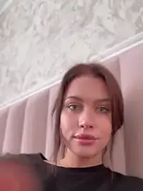 KikiWatson  live sex cam