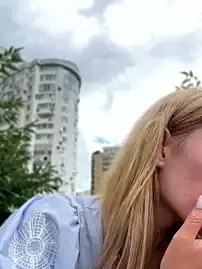 KikiWatson  live sex cam