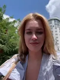 KikiWatson  live sex cam
