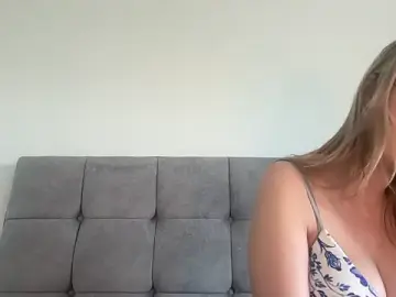 LustfulLuna_  live sex cam