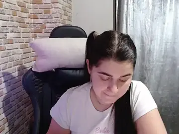 MillaNox  live sex cam