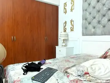 Nicollwest  live sex cam