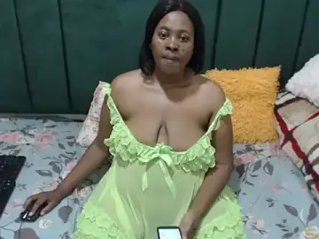 Sweetpeaches21  live sex cam