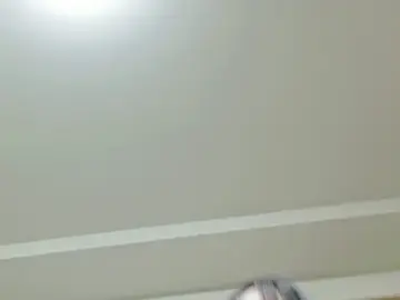 Aichan_v  live sex cam