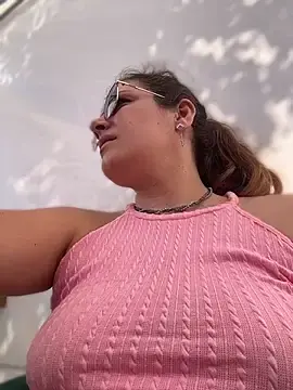 DaisyVibesss  live sex cam