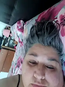 Farfallina74  live sex cam
