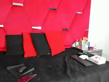 LauraScarlet  live sex cam