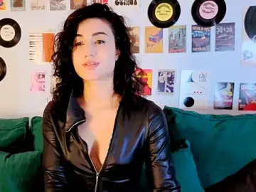 Maya_Rogerss  live sex cam