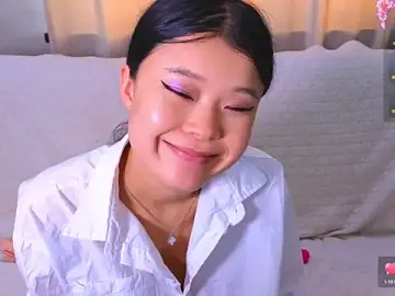 Tina_Kim_  live sex cam
