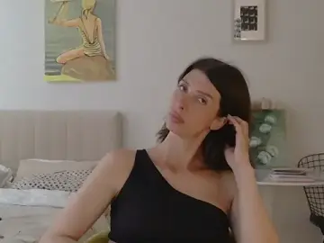 WhiteQueen888  live sex cam