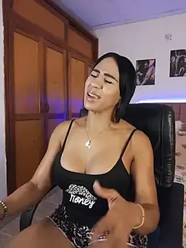 Charlotte_bayron02  live sex cam
