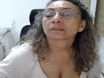 Jesy_hot  live sex cam