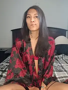 Lucyloviee  live sex cam