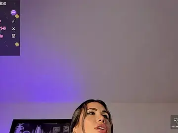 Adribaute  live sex cam