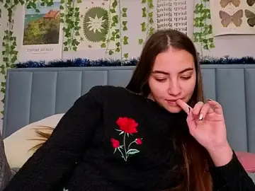 Fit_Brunette_  live sex cam