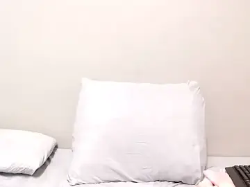 HotSmallTits  live sex cam