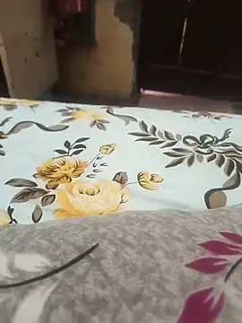 Hot_Mahira69  live sex cam
