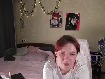 Love_is_Lola  live sex cam