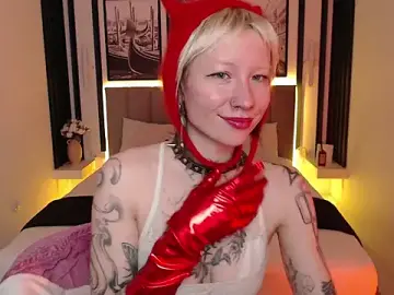 Luna_Hurt  live sex cam