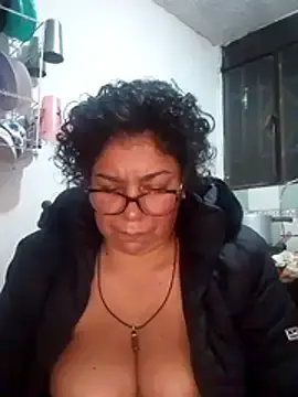 Pupi-Lanegra  live sex cam