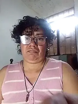 Pupi-Lanegra  live sex cam