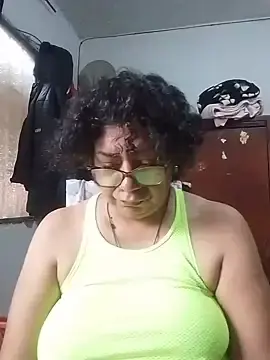 Pupi-Lanegra  live sex cam