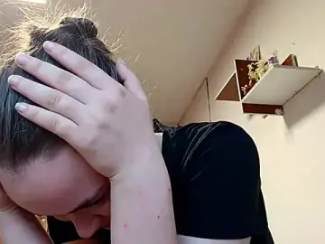 RoxanneStuard  live sex cam