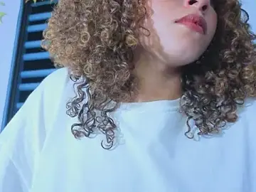 Ada_gales_  live sex cam