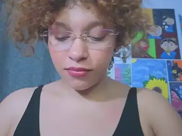 Ada_gales_  live sex cam