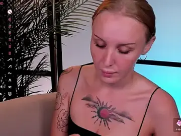 LianaFord  live sex cam