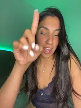 MaddyX__  live sex cam