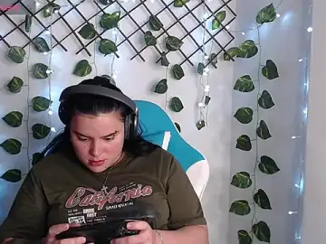 Nika_1_  live sex cam