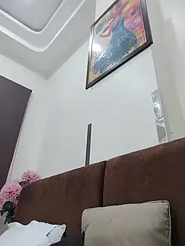 Pikachugirl054  live sex cam