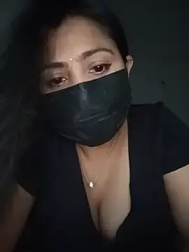 Sexy_piku2  live sex cam