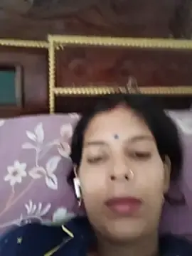 Beautiful_arti  live sex cam