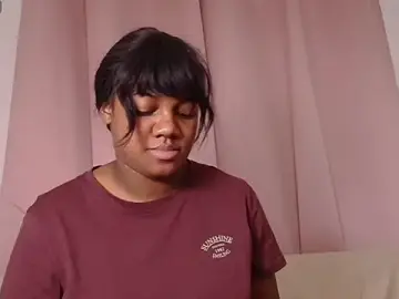 Daphnewalker__  live sex cam