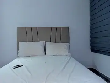 Natasha-28  live sex cam