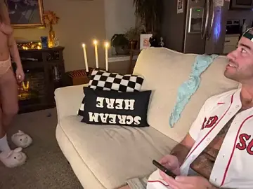 Presidentpeach  live sex cam
