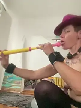 DtPORNBITCH  live sex cam