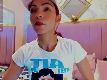 HannaPetit  live sex cam