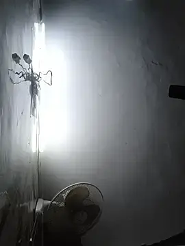 Jesikaa2  live sex cam