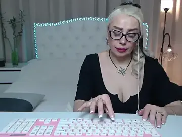KatrinaCharm  live sex cam